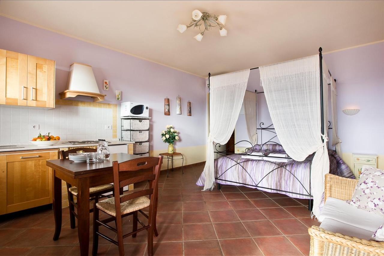 Agriturismo Borgo Campetroso سوفيريتو الغرفة الصورة